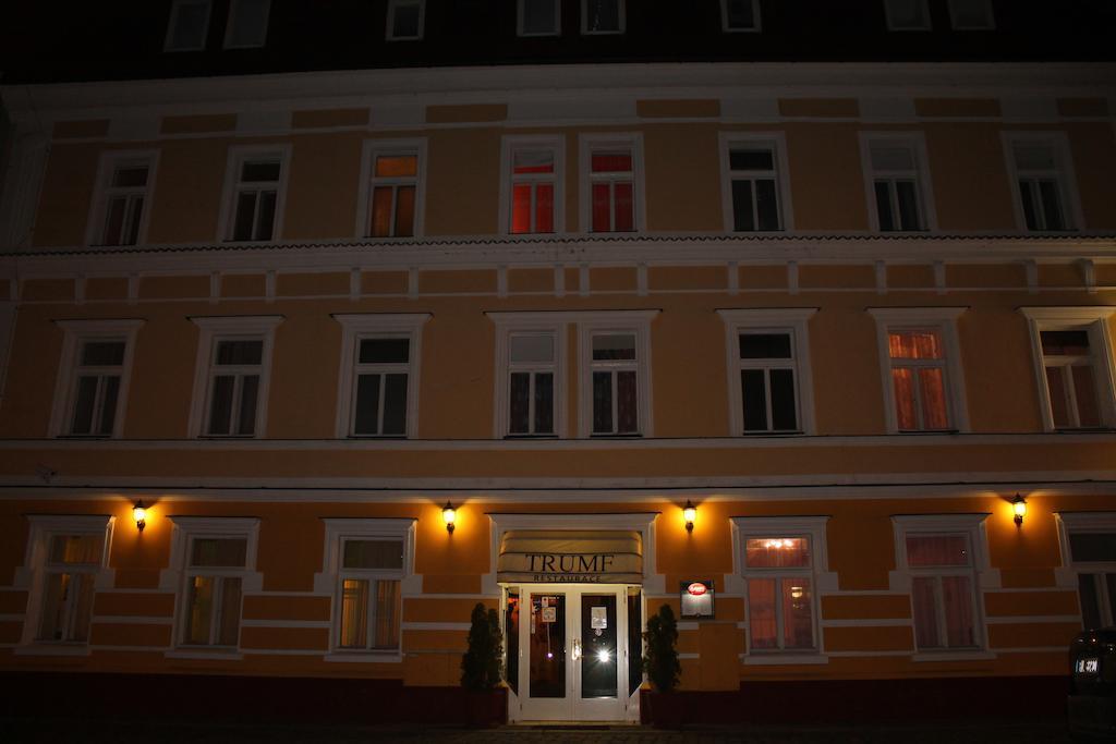 Hotel Trumf Млада-Болеслав Екстер'єр фото